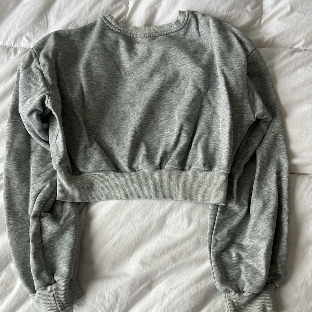 Sporty & Rich Gray Cropped Sweatshirt XS - Picture 2 of 2
